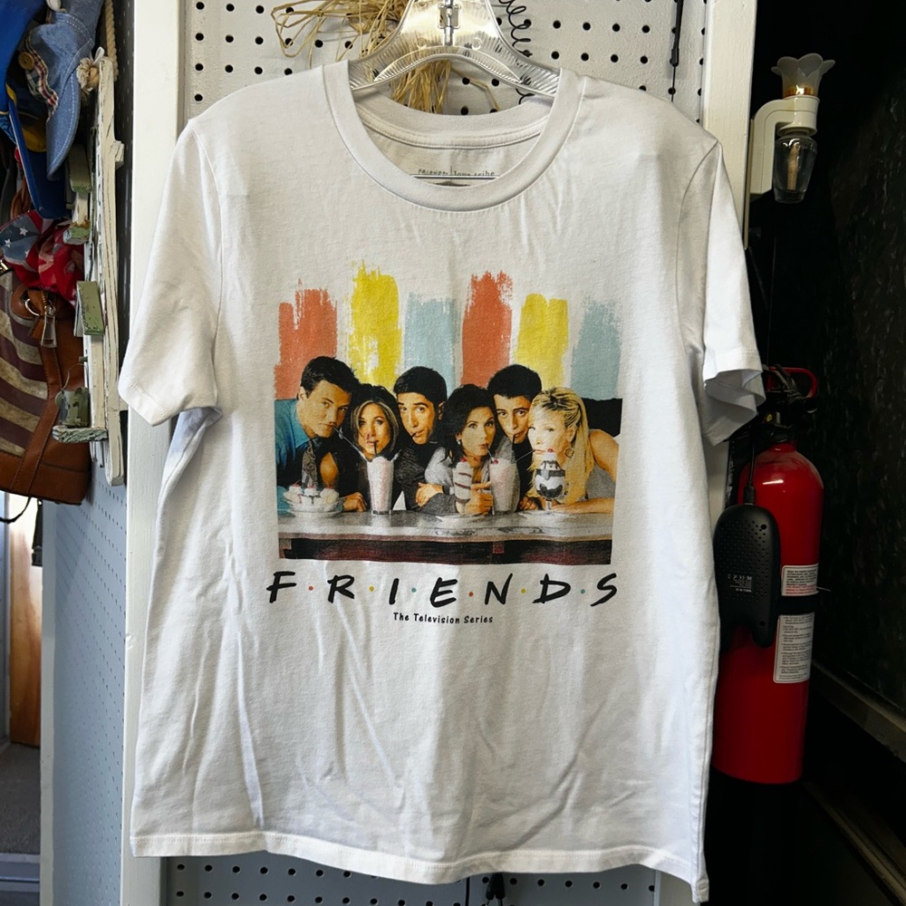 Friends Graphic women’s T-Shirt - White Medium never worn